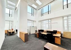 Great World City (D9), Office #547602781